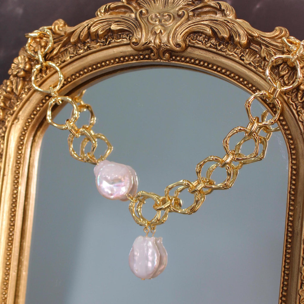 Syra Pearl Necklace